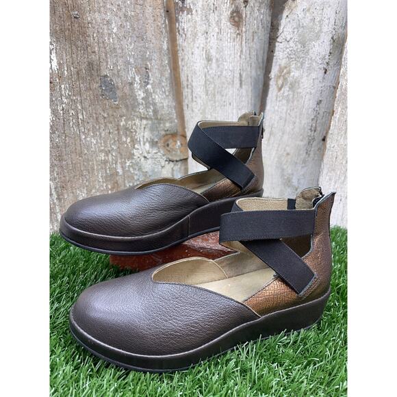FLY London Bane Brown Copper Leather Platform Ballet Shoes EU38 US Women's 7.5-8 - Picture 2 of 9